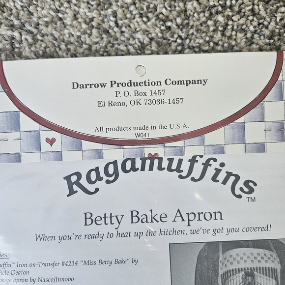 Lot of Vintage Christmas Crafts Raggamuffins Iron On Transfers Snowman Nativity - Picture 9 of 16